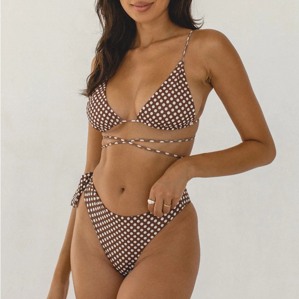 **FULL SET - NWT** Tanlines Inidio Top and Oahu bottom in Pretty Woman